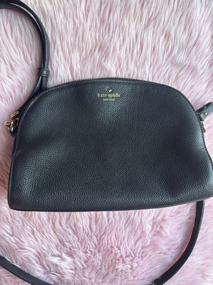 Kate Spade Tori Sling (Category: Cross-body Bags) located in Cavite. Submitted by mojacky (Listing ID 1370262062, Image 1). Description: With minor flaws 6.4hx9.4wx3.5d Pebbled leather.