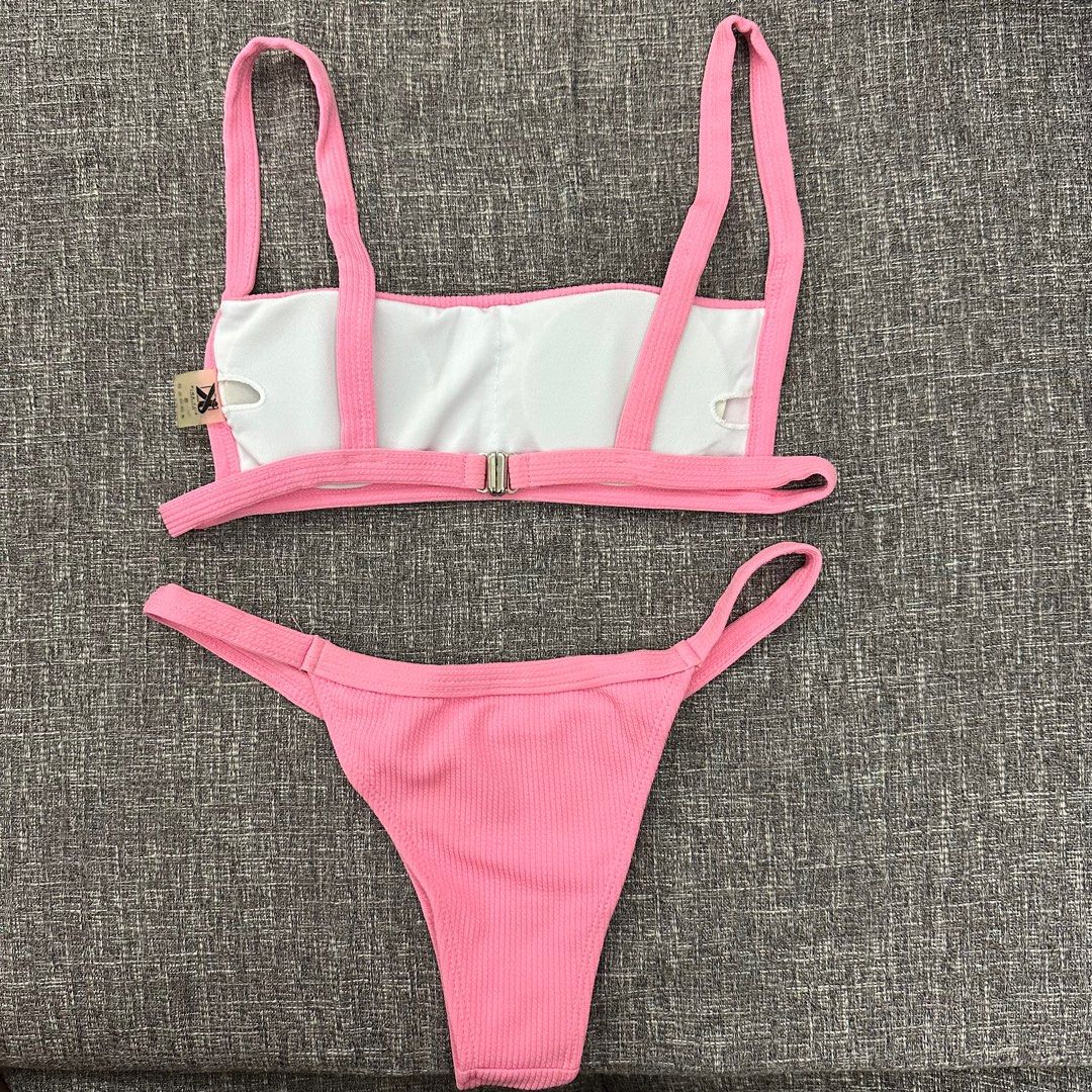 Killy Swim Bikini (Category: Bikinis & Swimsuits) located in San Pedro. Submitted by saabflo (Listing ID 1370419350, Image 2). Description: Killy Swim Beachwear 🧷 size: small 📌 rfs: decluttering 💰 MOP: bpi/ gcash 📦 MOD: j&t/ lalamove 🚚 customer shoulders delivery fee.