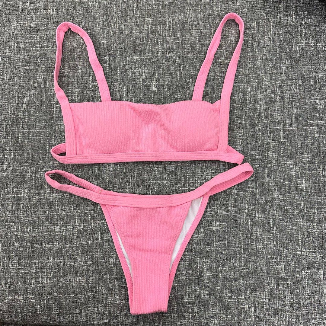 Killy Swim Bikini (Category: Bikinis & Swimsuits) located in San Pedro. Submitted by saabflo (Listing ID 1370419350, Image 1). Description: Killy Swim Beachwear 🧷 size: small 📌 rfs: decluttering 💰 MOP: bpi/ gcash 📦 MOD: j&t/ lalamove 🚚 customer shoulders delivery fee.