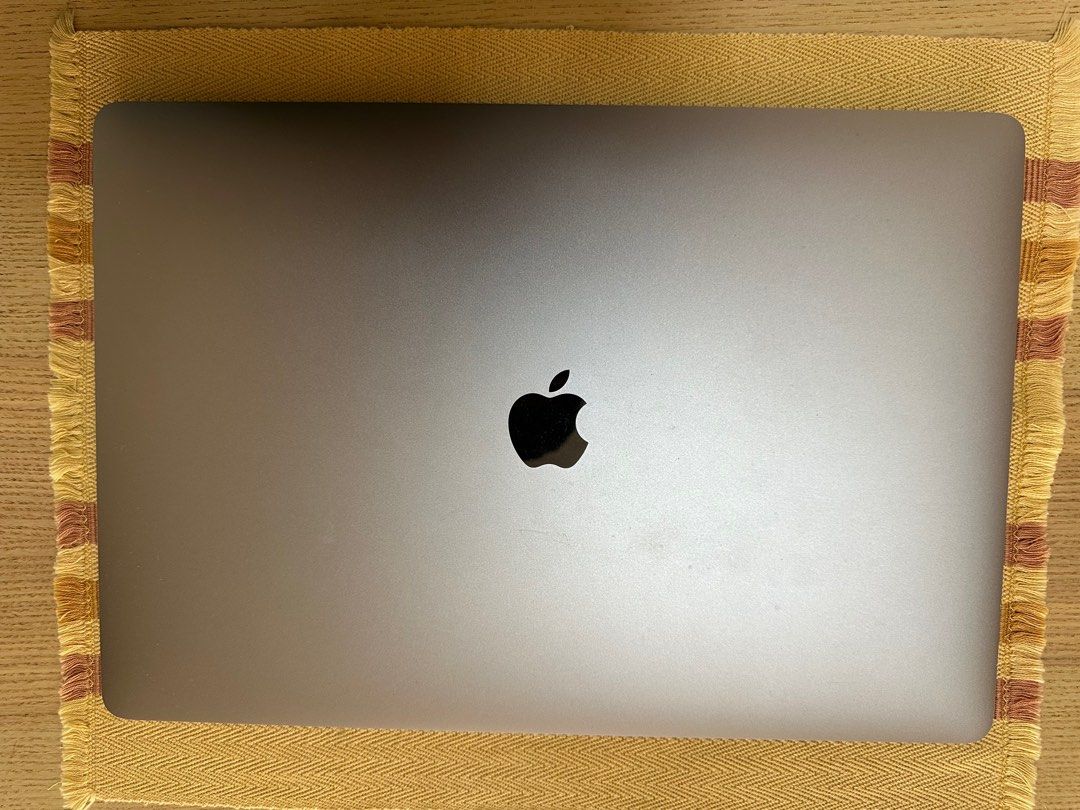 MacBook Pro 16 inch 2019 | Intel Core i7 | 16 GB RAM | 512 GB SSD63221269521153111