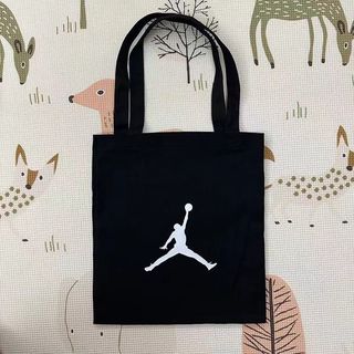 由 yan_yan0409 (刊登 ID 1370361182，圖片 1) 提交，位於 的 (類別：)，說明：。