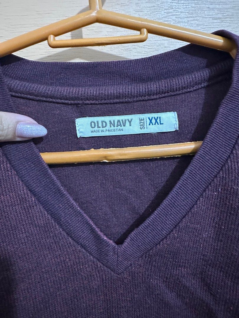 Old Navy sweater (Category: Coats, Jackets and Outerwear) located in Gapan. Submitted by chopper07 (Listing ID 1370372196, Image 3). Description: Size: xxl.
