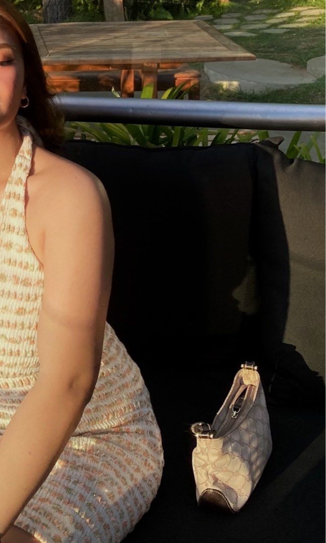 Ralph Lauren Kili Baguette (Category: Shoulder Bags) located in Cavite. Submitted by bussintea (Listing ID 1370366538, Image 2). Description: Negotiable.
