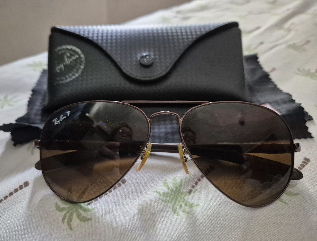 Rayban polarized sunglasses (Category: Vision Care) located in Pasig City. Submitted by rubyspick (Listing ID 1370289673, Image 3). Description: .