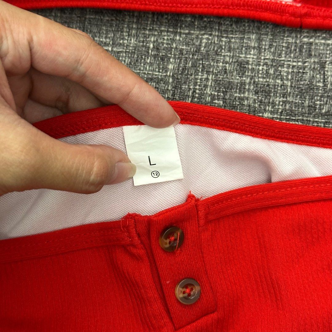 Red Two-Piece Swimsuit (Category: Bikinis & Swimsuits) located in San Pedro. Submitted by saabflo (Listing ID 1370417521, Image 3). Description: 🧷 size: large (also fits small to medium) 📌 rfs: decluttering 💰 MOP: bpi/ gcash 📦 MOD: j&t/ lalamove 🚚 customer shoulders delivery fee.