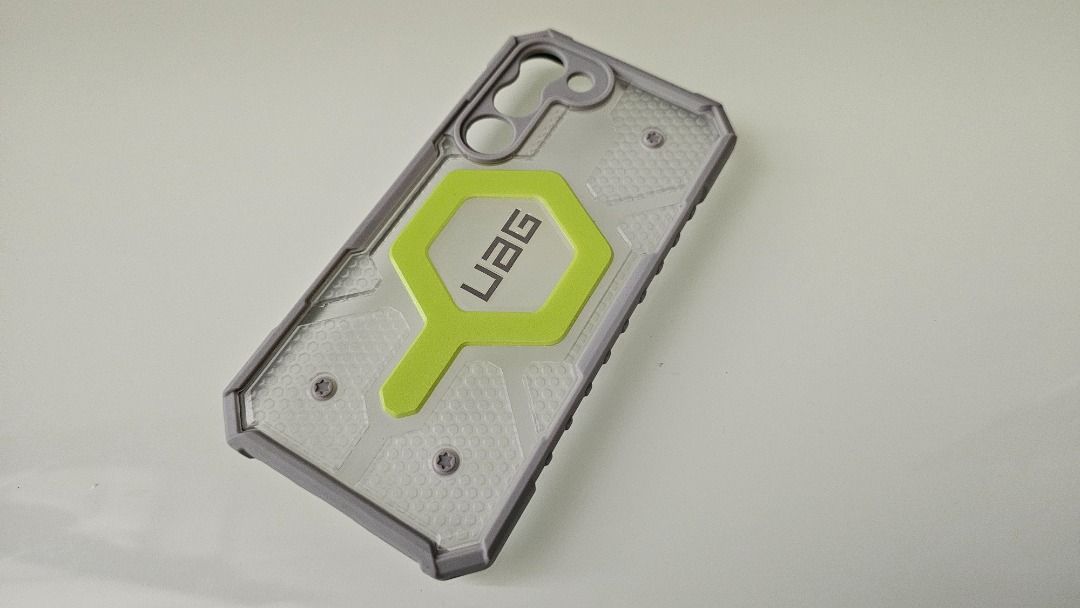 Samsung S23 Plus UAG PathFinder MagSafe Case (Category: Cases & Sleeves) located in Quezon City. Submitted by bagels42 (Listing ID 1370270124, Image 2). Description: *ACTUAL PICTURES OF CASES IN THE LISTING* Samsung S23 Plus UAG PathFinder MagSafe Case Colors: Grey/ Lime Available for: Samsung S23 Plus OTHER AVAILABLE ITEMS (ADDITIONAL FEE): Full Screen Tempered Glass - 380 Xundd Axe Screen Protector - 400 Privacy Tempered Glass - 325 Camera Lens