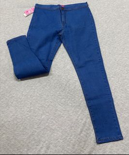 (Category: ) located in . Submitted by preloved.cara (Listing ID 1370392393, Image 1). Description: .
