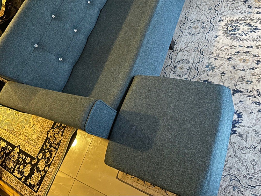 Sofas (Category: Sofas) located in Petaling Jaya. Submitted by mssazz (Listing ID 1370294814, Image 3). Description: Blue colour sofa, Fabric One set like picture Condition good .