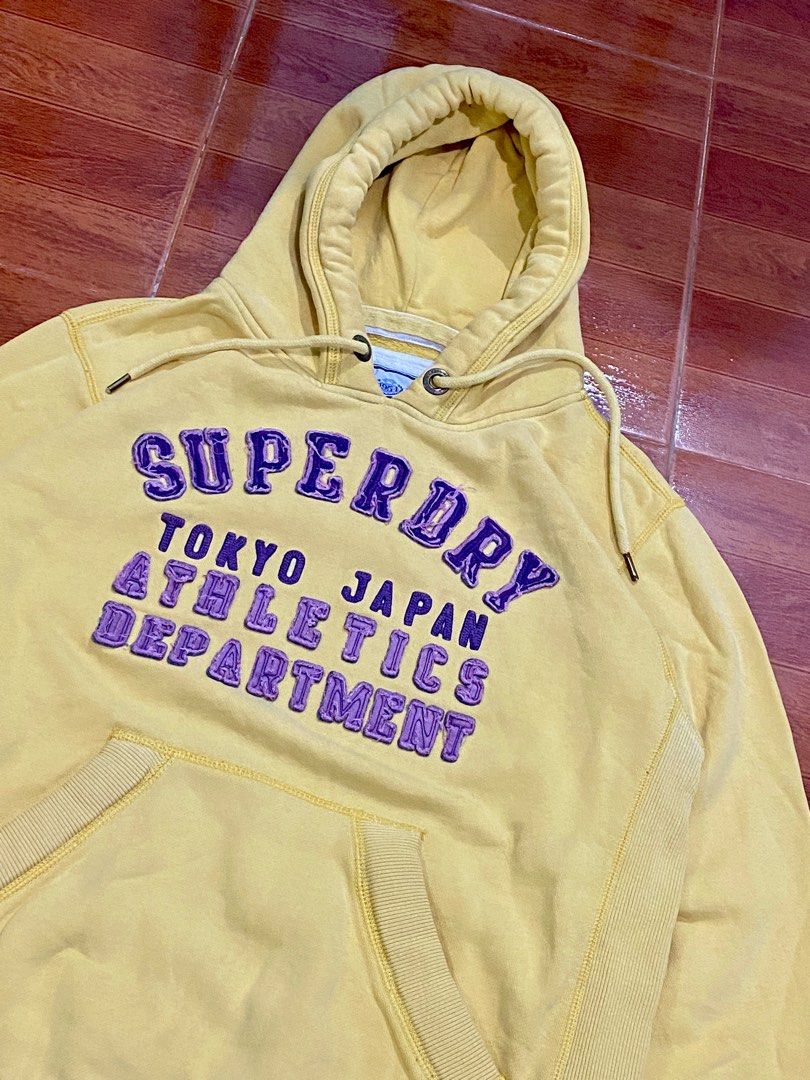 SUPERDRY Hoodie Jacket (Category: Hoodies) located in San Pedro. Submitted by bethc.729 (Listing ID 1370328374, Image 2). Description: Excellent Condition Complete Tags XL on tag 24x27.