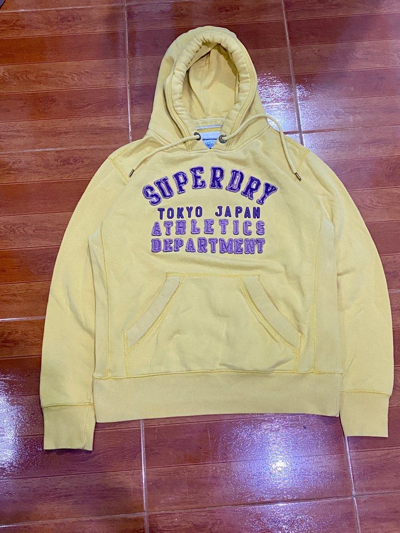 SUPERDRY Hoodie Jacket (Category: Hoodies) located in San Pedro. Submitted by bethc.729 (Listing ID 1370328374, Image 1). Description: Excellent Condition Complete Tags XL on tag 24x27.