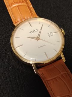 （分類：）位於 。 由 vintagetimer 提交（商品編號 1370346681，圖片 1）。簡介： 。