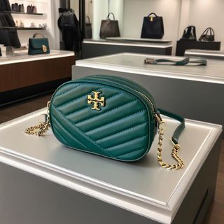 (Category: ) located in . Submitted by fascinating.bag.mall (Listing ID 1370359547, Image 1). Description: .