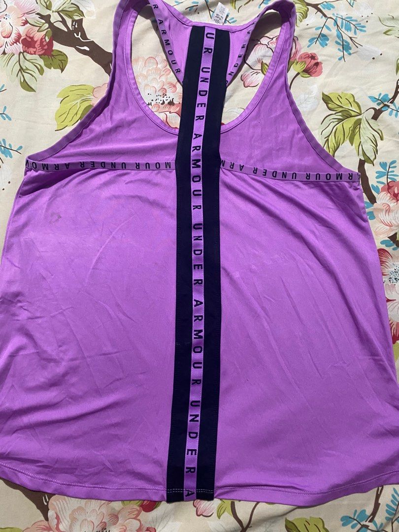 Under Armout sleeveless dri fit top (Category: Activewear) located in Cauayan City . Submitted by mtan15 (Listing ID 1370394236, Image 3). Description: Authentic Under Armour dri fit sleeveless top, size small in very good condition.