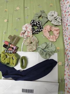 Unused 7pcs Hair ties + 6 free items only