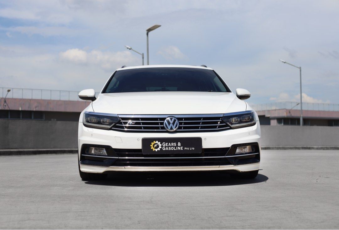 Volkswagen Passat Variant 2.0A TSI R-Line Panoramic Roof Auto628726841596191128