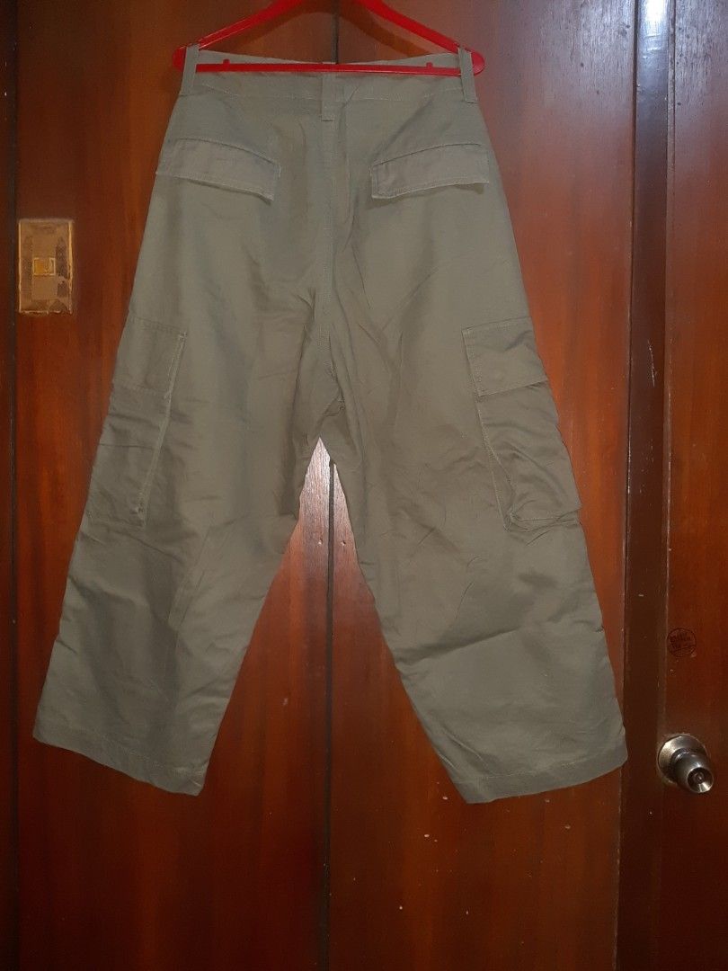 3-Days Union By Workware (Category: Trousers) located in Davao. Submitted by wonderwallnnipz_91 (Listing ID 1370575639, Image 3). Description: Garment-Flying, Man's 3-DAYS UNION BY WORKWARE HERITAGE CLOTHING MFG. CO.INC 6 pocket Good condition size 30 on tag Color: Army Green/Fatigue Actual Measurement: Waist: 30 inches Rise: 14 inches Thigh: 12.5 inches Inseam: 22 inches Outseam: 34.5 inches Hem: 9.5 inches P2500 plus SF Contact no. 09312178260 