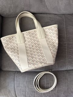 （分類：）位於 。 由 share.preloved 提交（商品編號 1370496272，圖片 1）。簡介： 。