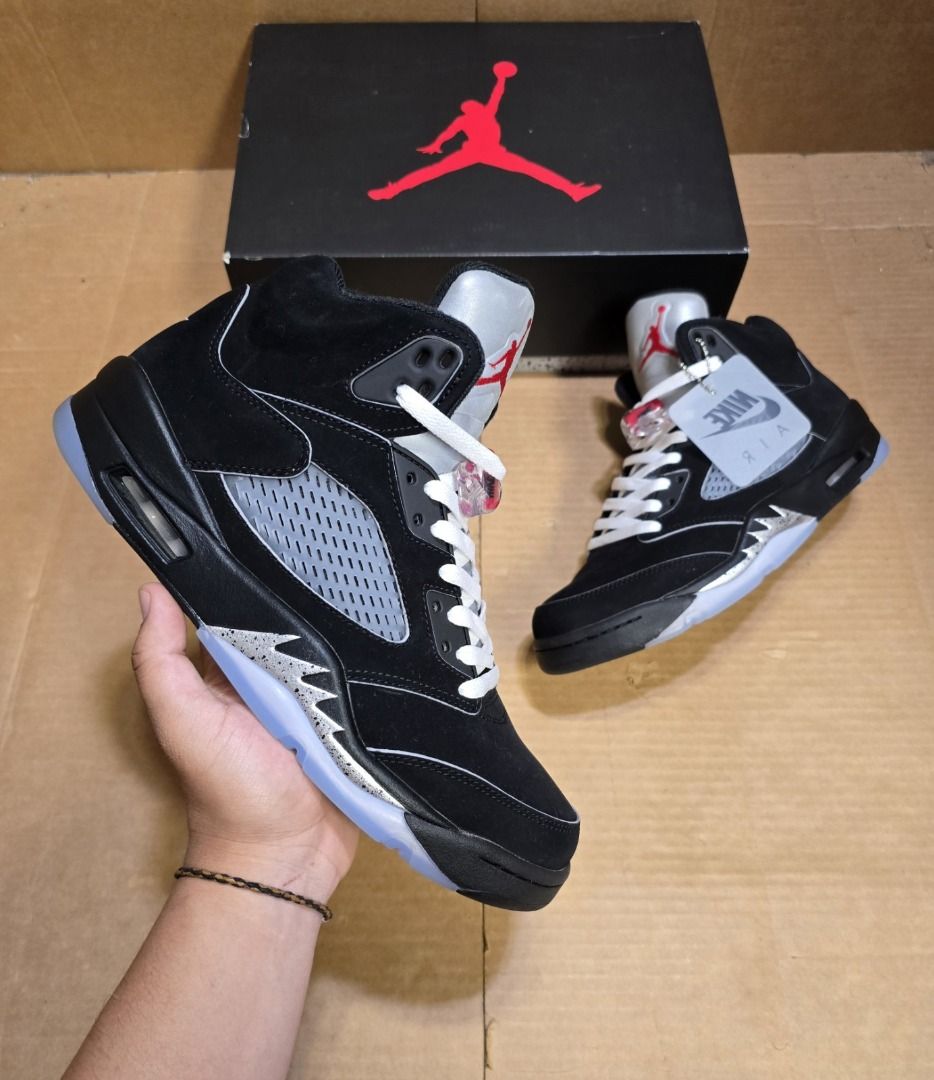 Air Jordan 5 Retro OG Black Metallic Reimagined, Men's Fashion ...