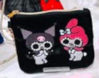 (Category: ) located in . Submitted by lovecats (Listing ID 1370458984, Image 1). Description: .