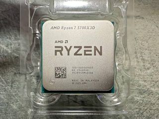 （分類：）位於 。 由 xQclllll 提交（商品編號 1370517987，圖片 1）。簡介： 。