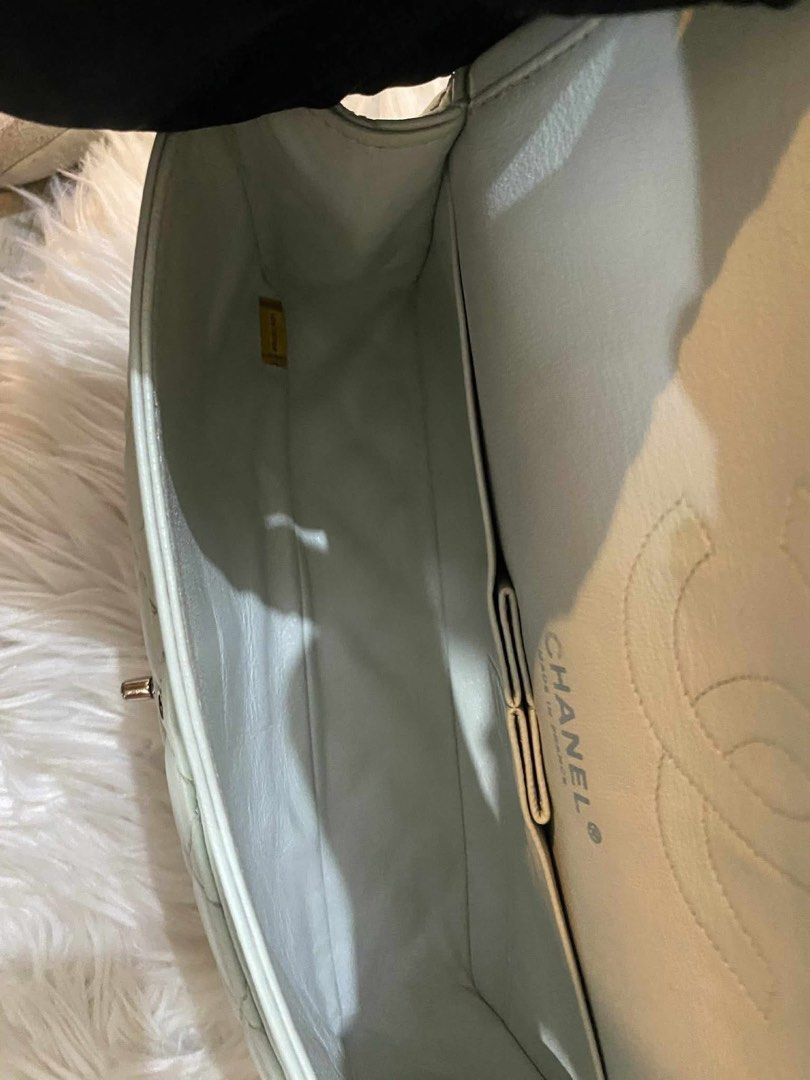Authentic Chanel Medium Double Flap mint green (Category: Luxury Bags & Wallets) located in Quezon City. Submitted by jhaediah (Listing ID 1370611435, Image 3). Description: Medium Double Flap mint green With holo series 12 Prov. Dustbag only code : 59.