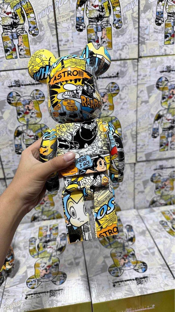 BearBrick (Category: Designer & Blind Box Toys) located in Taytay. Submitted by michidc (Listing ID 1370479866, Image 3). Description: Authentic (No Barcode as per SUPPLIER) Astro Boy Comics X Bearbrick 400 percent scale Almost 12 inches tall PVC Materials not Vinyl (ganun daw po pag orig) With Clamshell With Original box Markings: Medicom Toy / Be@rbrick All same comics ang design pero random po. ***May mechanism po o gear sa loob. Natunog or na