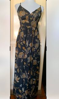 (Category: ) located in . Submitted by FashionSense4Less (Listing ID 1370505826, Image 1). Description: .