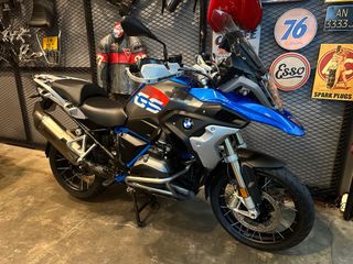 (Category: ) located in . Submitted by idealmotoringauto (Listing ID 1370587442, Image 1). Description: .