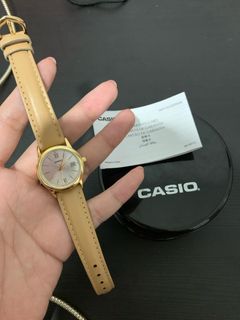 (Kategori: ) berada di . Dikirim oleh goodstuffsbycleo_ (ID iklan 1370494776, Gambar 1). Deskripsi: .