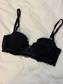 (Category: ) located in . Submitted by oisheeee (Listing ID 1370517403, Image 1). Description: .