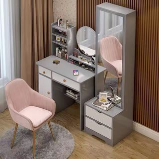 (Category: ) located in . Submitted by closingdownsaleeeee_sg (Listing ID 1370469558, Image 1). Description: .
