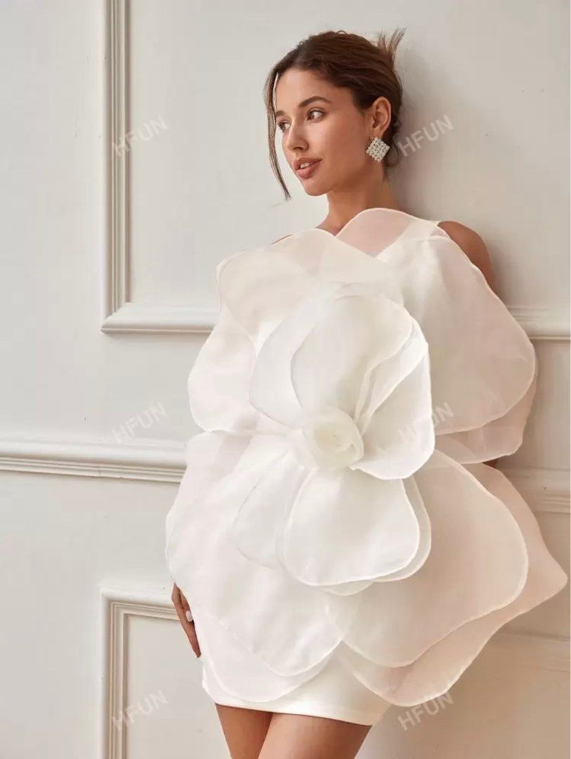 Formal Asymmetrical White Party Dress (Category: Evening dresses & gowns) located in Manila. Submitted by chuchimi (Listing ID 1370533676, Image 1). Description: Bought on shein for P1194. Used only once. Very pretty in actual! Will give freebies! If you're an NCTZEN, will add photocard as a freebie. .