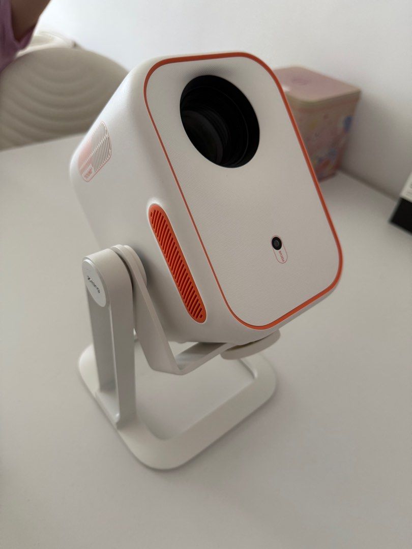 HDMI 1080p Projector (Category: Garage sale) located in Singapore. Submitted by ineedair (Listing ID 1370447317, Image 1). Description: Bought it for gaming purposes, but used several times and put it aside…. Boot up with CN ROM, but able choose to boot up with HDMI and come with auto key correction feature (optional). You can to install app such as YouTube, Netflix and etc. also able to mirror cast your iPhone or android. Bought an adjustable st
