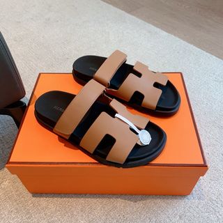 Hermes Slippers for the Second Uncle629767192240661128