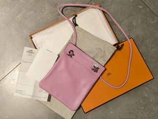 （分類：）位於 。 由 131314 提交（商品編號 1370571469，圖片 1）。簡介： 。