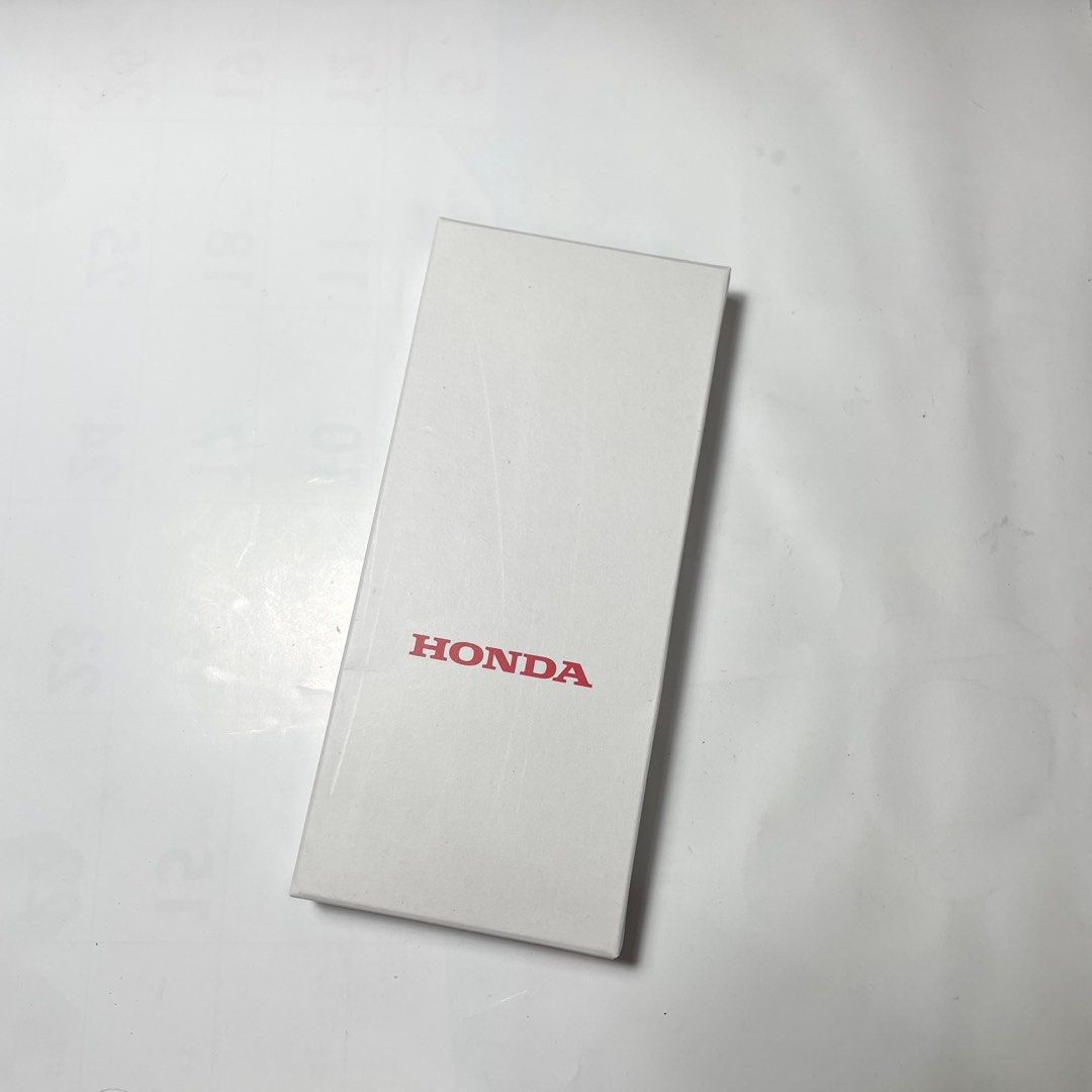 由 shanicelu (刊登 ID 1370607962，圖片 3) 提交，位於 屏東縣 (Pingtung) 的 Honda 原廠車用掛勾 (類別：汽機車零配件)，說明：原廠的車用掛勾 已經擁有 用不到故售出。