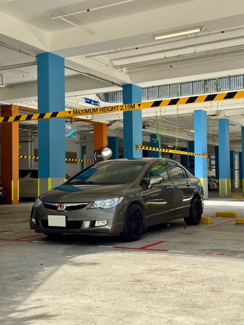 Honda Civic 2.0 Si (A) (Category: Used Cars) located in Singapore. Submitted by isaho_ (Listing ID 1370458269, Image 2). Description: Direct seller • Stock condition • Well maintained • In good condition • No engine mods • Sport rims • Light peddler •Served me well Good for short term use till COE end RFS: Intent to upgrade No dealer please. Price slight nego. .