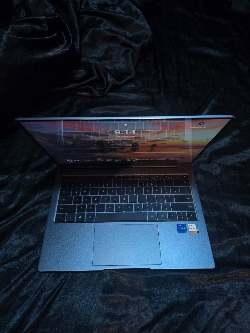 HUAWEI MATEBOOK 1463165662484099112