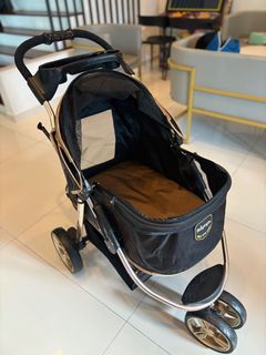 100+ Dog stroller For Sale Pet Supplies Carousell Singapore