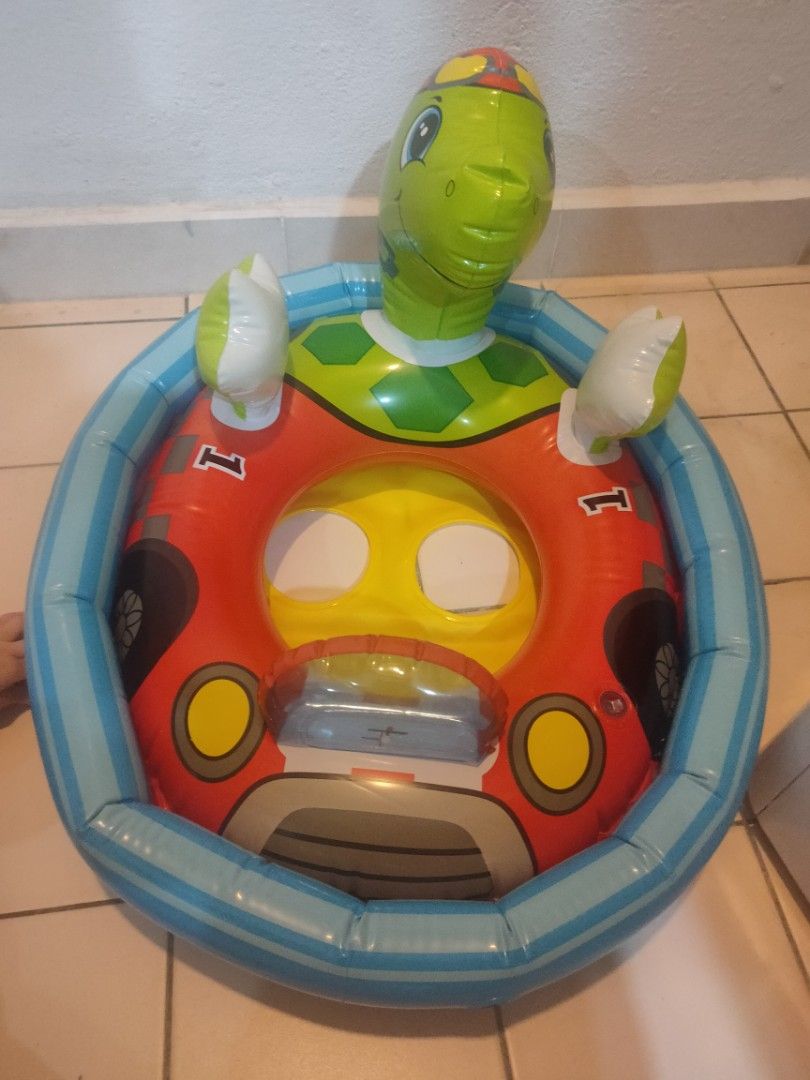 Intex inflatable float (Category: Infant Playtime) located in Cheras. Submitted by panda_kei (Listing ID 1370557757, Image 1). Description: children outgrown..
