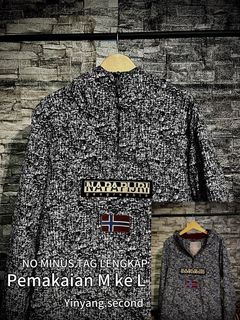 (Kategori: ) berada di . Dikirim oleh yinyang.secondthrift (ID iklan 1370486505, Gambar 1). Deskripsi: .