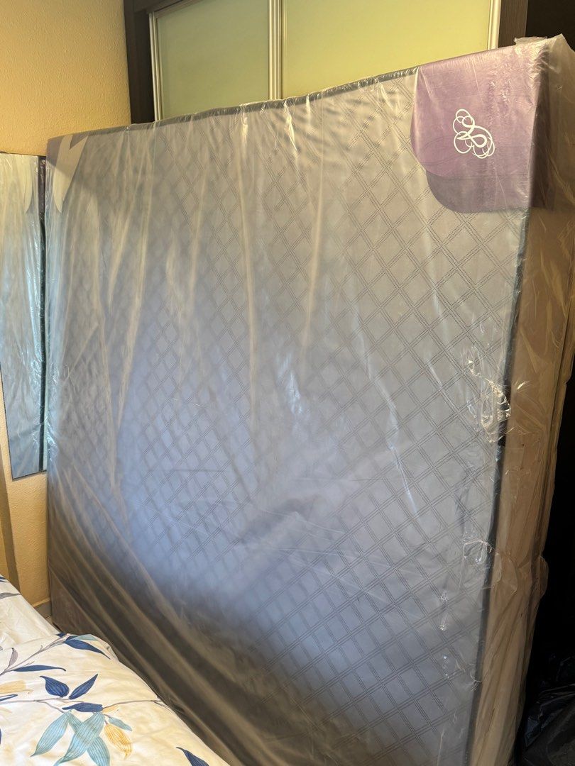 King size mattress
