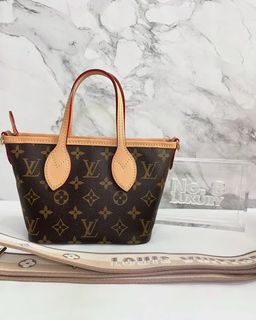 (Category: ) located in . Submitted by no.8luxury_main (Listing ID 1370525567, Image 1). Description: .