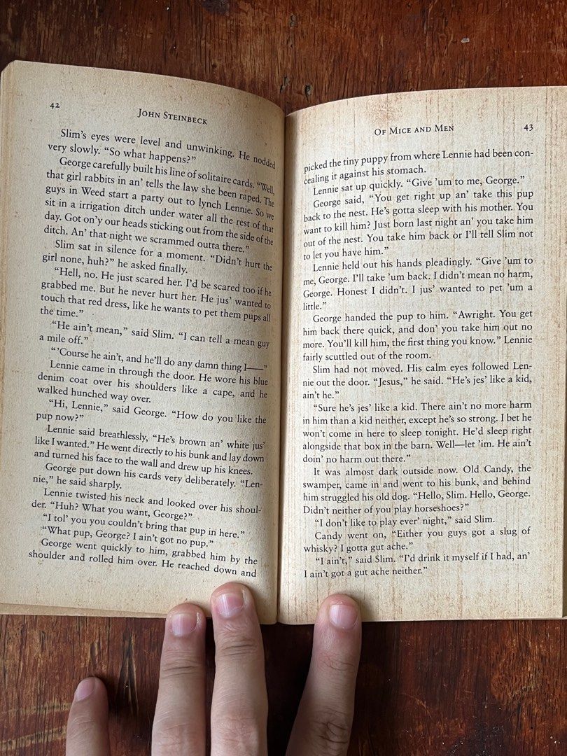 Of Mice and Men - John Steinbeck (Category: Storybooks) located in Quezon City. Submitted by politisko (Listing ID 1370445267, Image 3). Description: Of Mice and Men - John Steinbeck Penguin Edition.