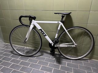 （分類：）位於 。 由 kw117 提交（商品編號 1370555107，圖片 1）。簡介： 。