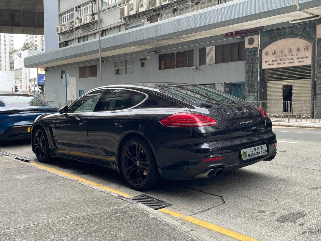 Porsche PANAMERA S Auto62863126585473113