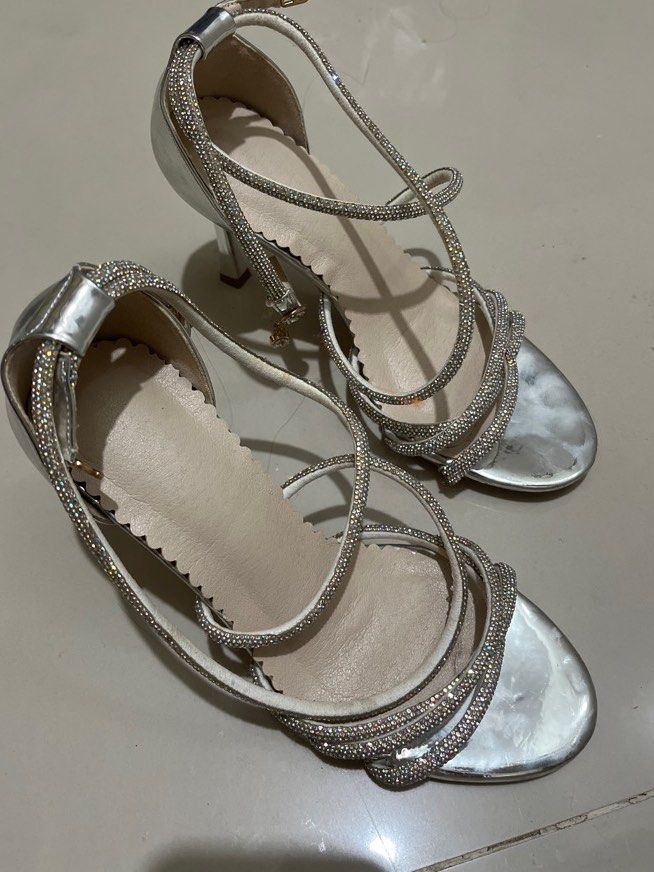 Rhinestone High Heels (Category: Heels) located in Quezon City. Submitted by declooter (Listing ID 1370584912, Image 1). Description: ONLY USED TWICE! FOR JS PROM AND GRAD BALL no issues mop: gcash/bpi mod: j&t/lalamove loc: near smne.