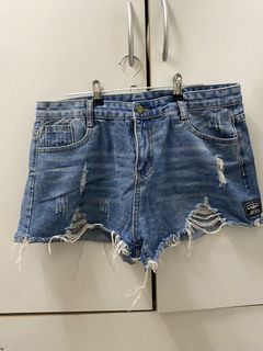 (Category: ) located in . Submitted by Jessa (Listing ID 1370517578, Image 1). Description: .
