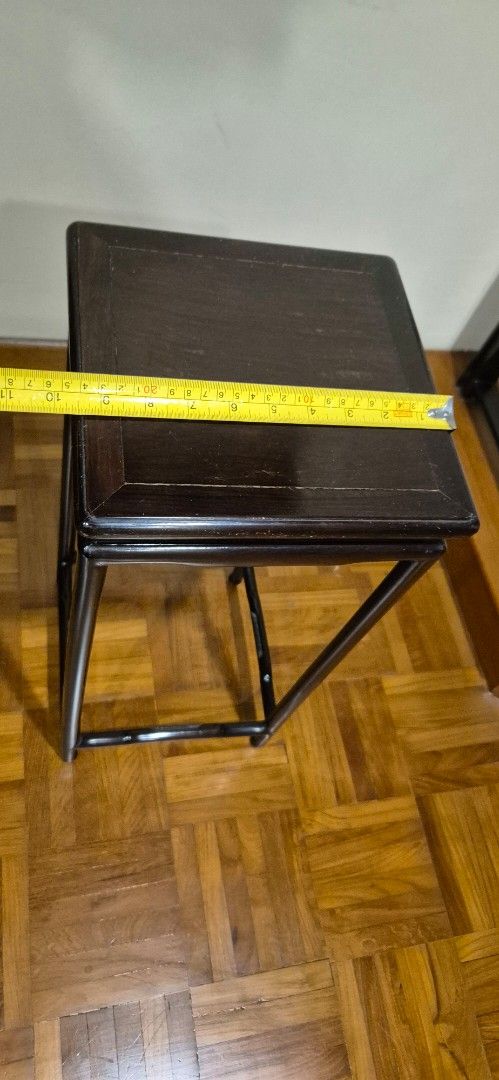 Side Table (Category: Tables & Sets) located in Singapore. Submitted by mikec23 (Listing ID 1370555329, Image 3). Description: .