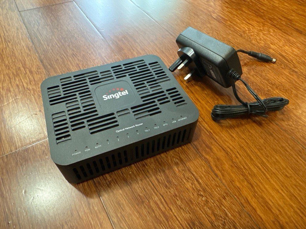 SingTel Optical Network Router ONR63216308185474110